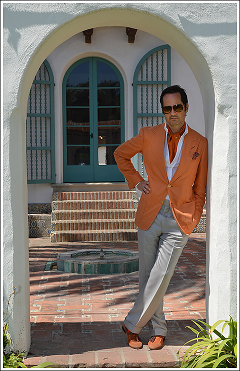 At Casa del Herrero -- a Le Noeud Papillon orange and navy dot silk ascot