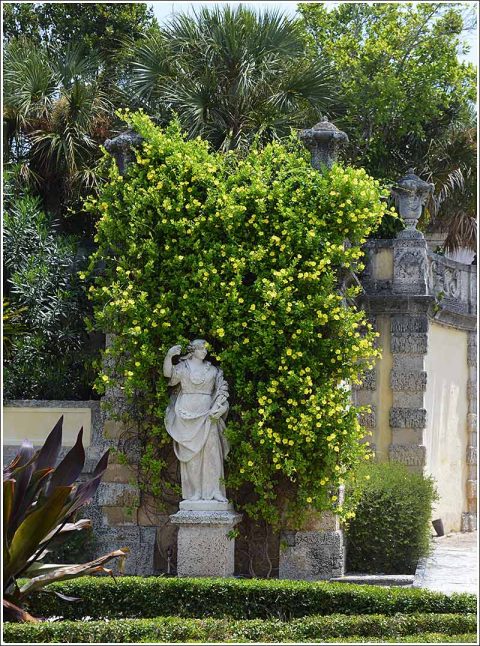 Vizcaya Gardens